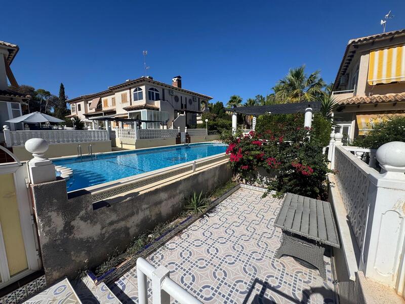 Villa Te koop in Los Altos, Alicante