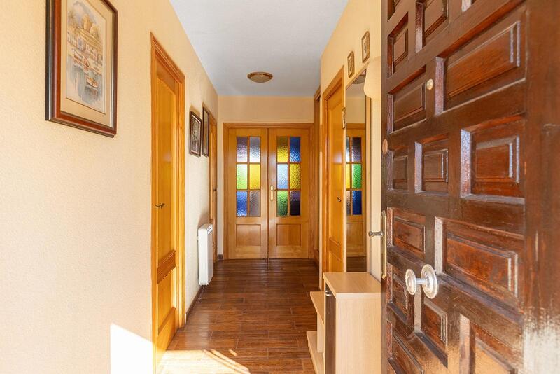 2 slaapkamer Appartement Te koop
