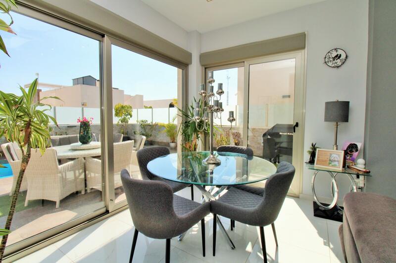 4 bedroom Villa for sale