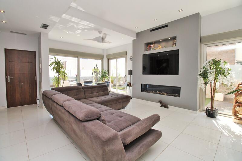 4 bedroom Villa for sale