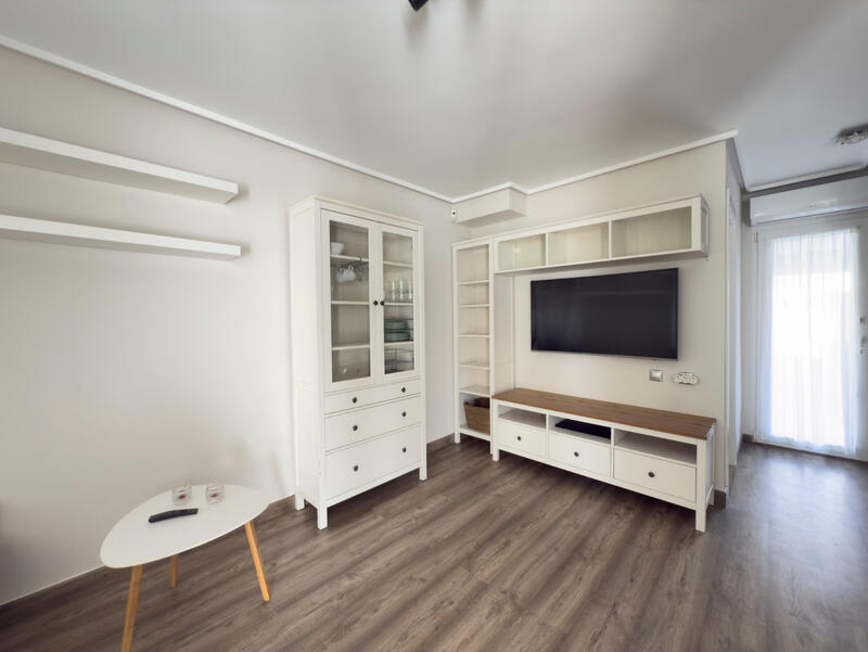 3 bedroom Townhouse for Long Term Rent