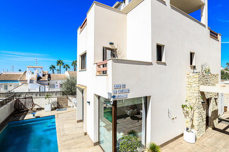 Villa till salu i Ciudad Quesada, Alicante