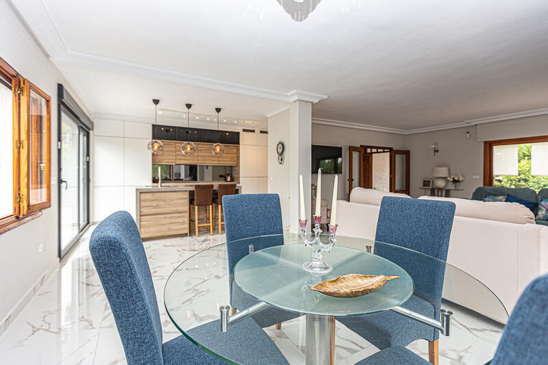 4 sovrum Villa till salu