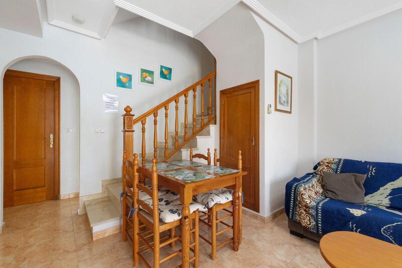 2 bedroom Townhouse for sale