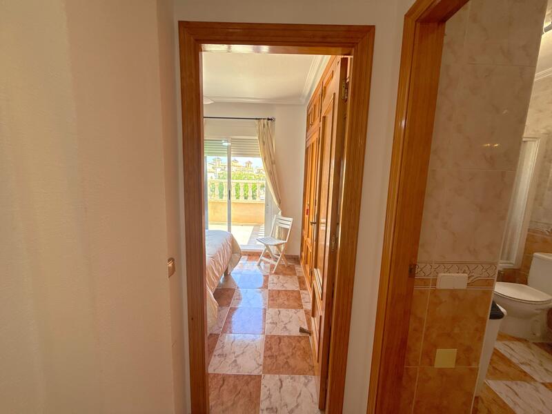 3 Schlafzimmer Stadthaus zu verkaufen