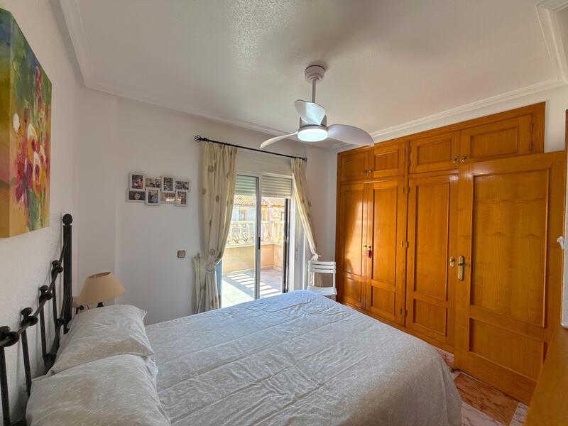 3 Schlafzimmer Stadthaus zu verkaufen
