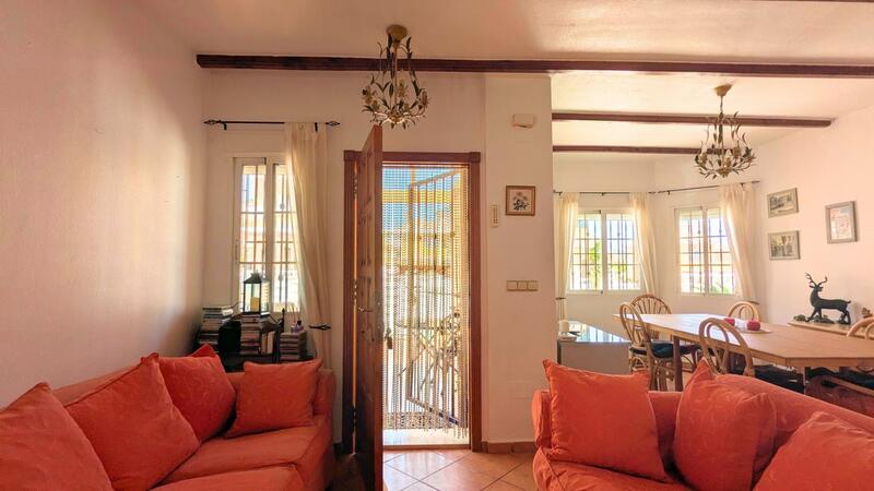 2 Cuarto Villa en venta