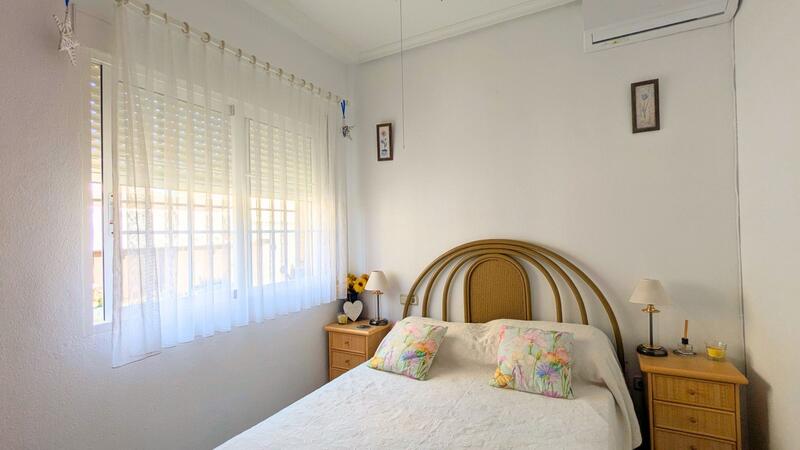 2 Cuarto Villa en venta