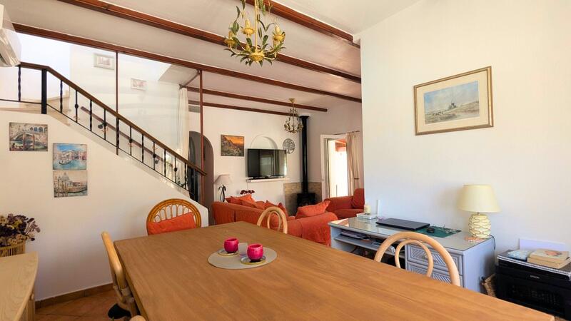 2 Cuarto Villa en venta
