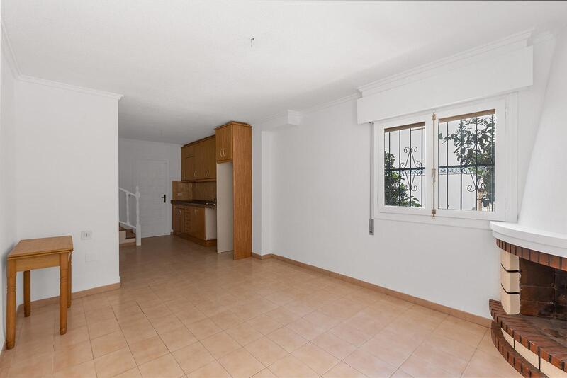 3 bedroom Townhouse for sale