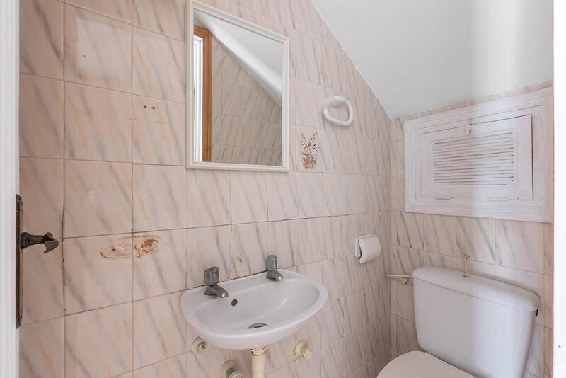 3 bedroom Townhouse for sale