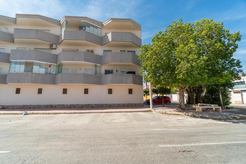 2 slaapkamer Appartement Te koop