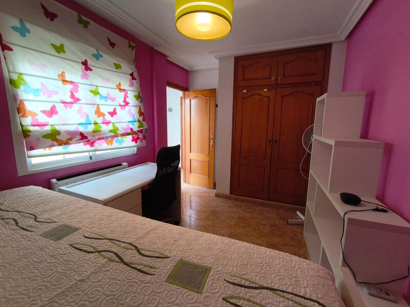 3 sovrum Duplex till salu