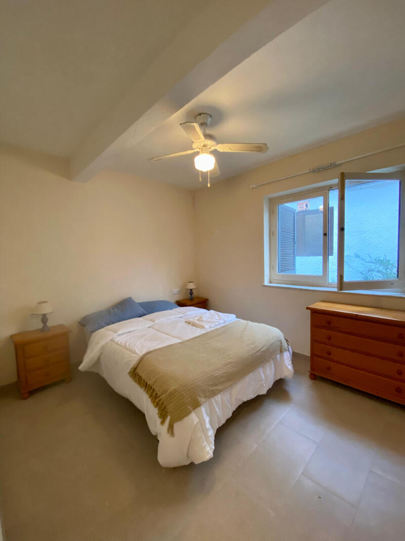 2 Cuarto Villa en venta