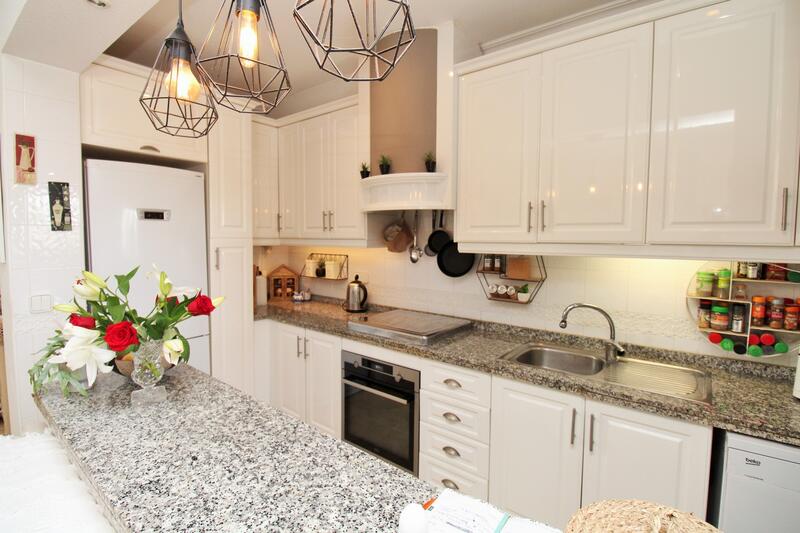 3 bedroom Townhouse for sale