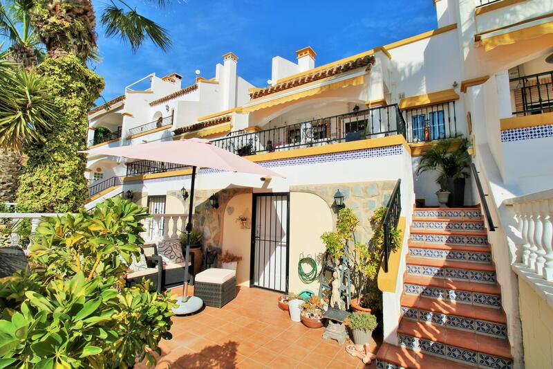 3 bedroom Townhouse for sale