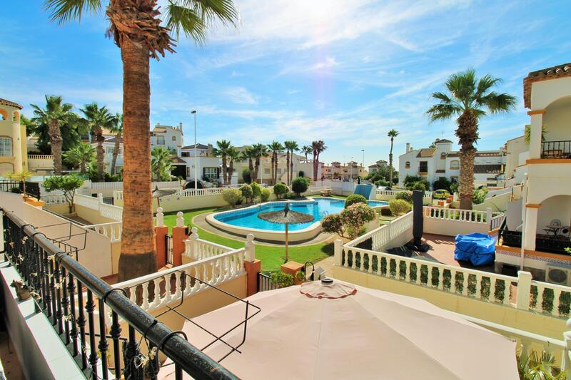3 bedroom Townhouse for sale