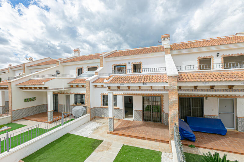 Maison de Ville à vendre dans San Miguel de Salinas, Alicante