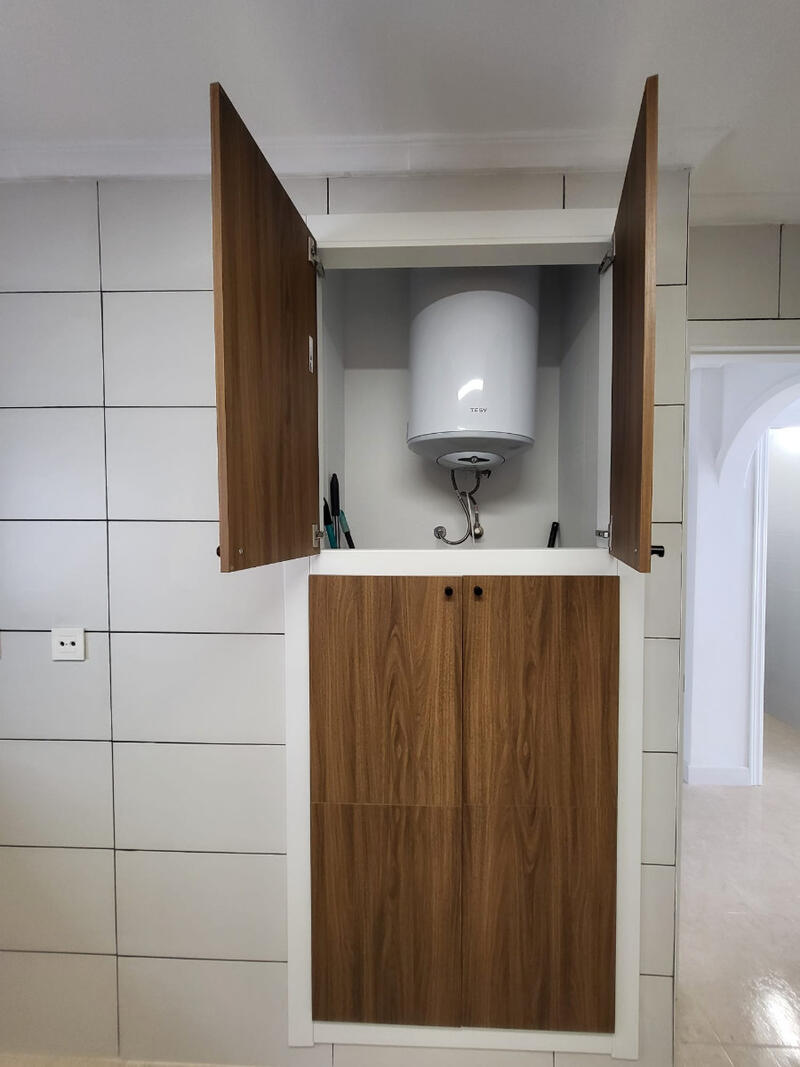 3 спальная комната городская тюрьма продается