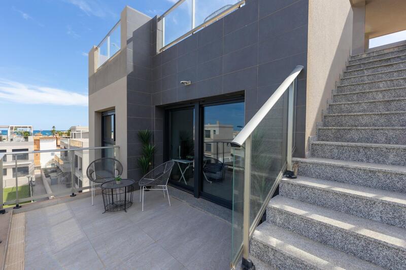 Leilighet til salgs i Torrevieja, Alicante