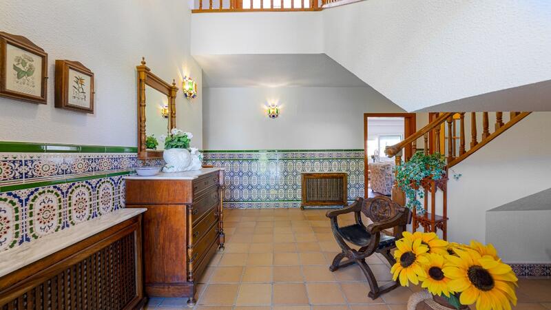 7 bedroom Villa for sale