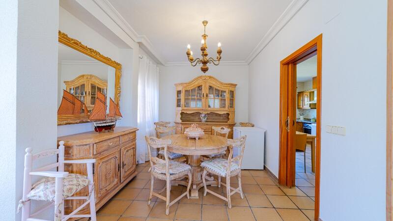 7 bedroom Villa for sale