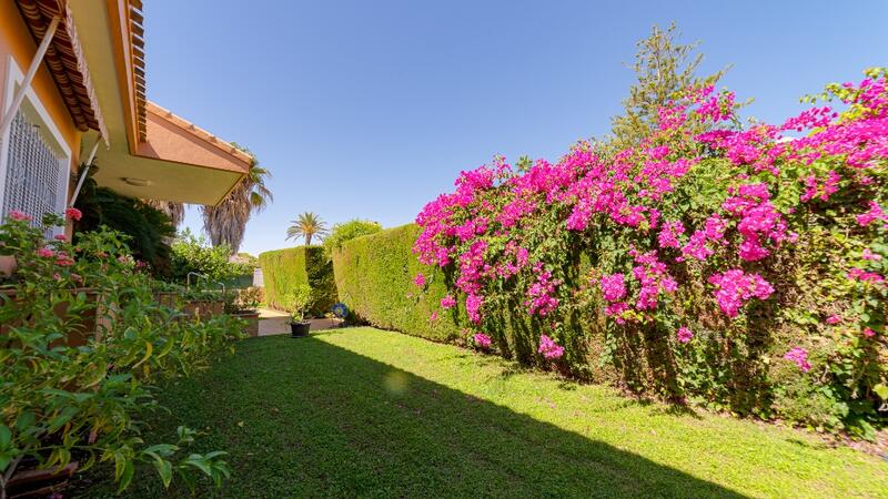 7 bedroom Villa for sale