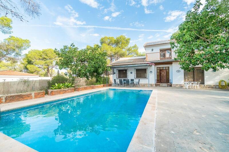 Villa til salg i Pilar de la Horadada, Alicante