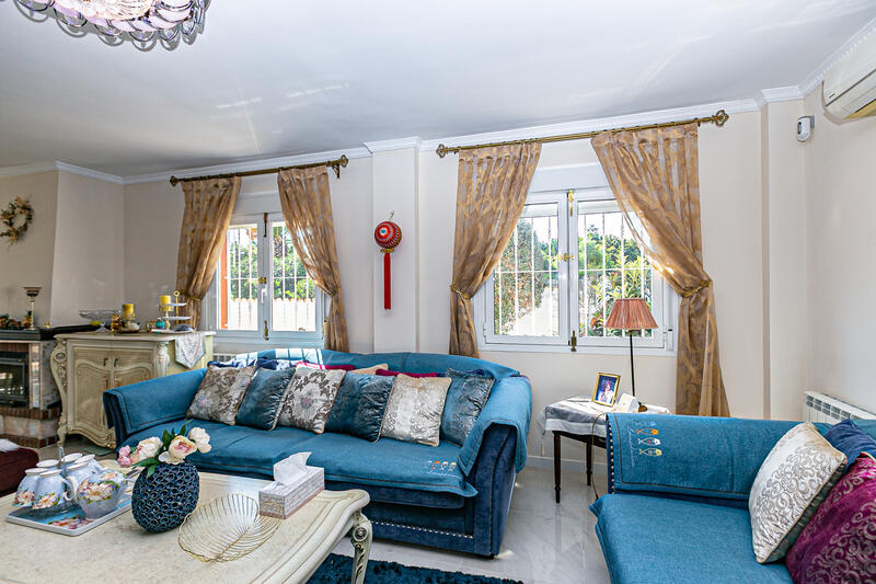 4 bedroom Villa for sale