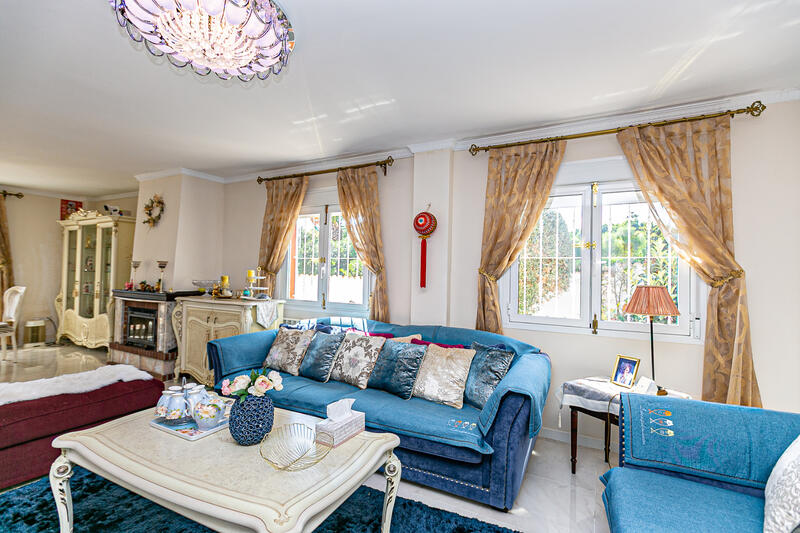 4 bedroom Villa for sale