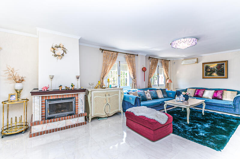 4 bedroom Villa for sale