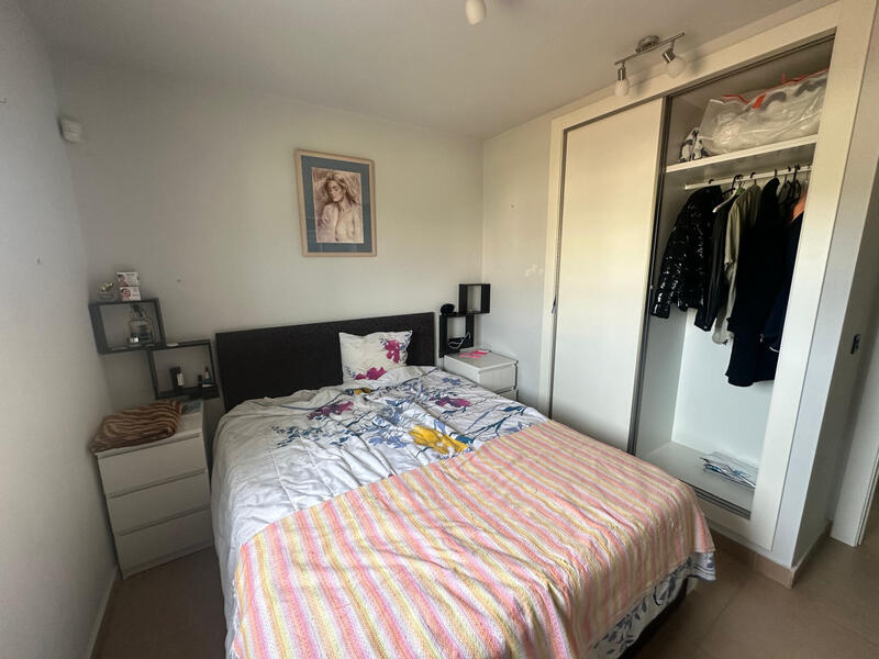 1 bedroom Apartment for sale