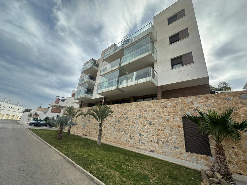 1 bedroom Apartment for sale