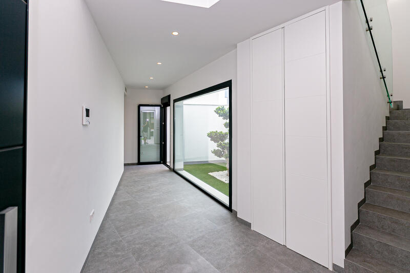 5 chambre Villa à vendre 5 chambre Villa à vendre