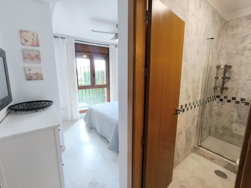 2 Cuarto Villa en venta