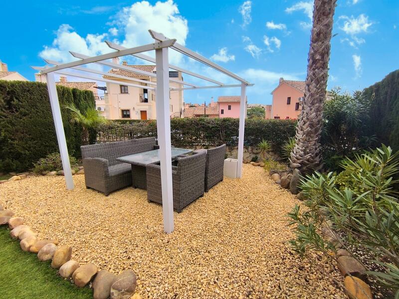 2 Cuarto Villa en venta