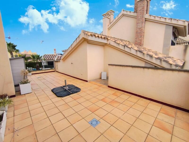 2 Cuarto Villa en venta
