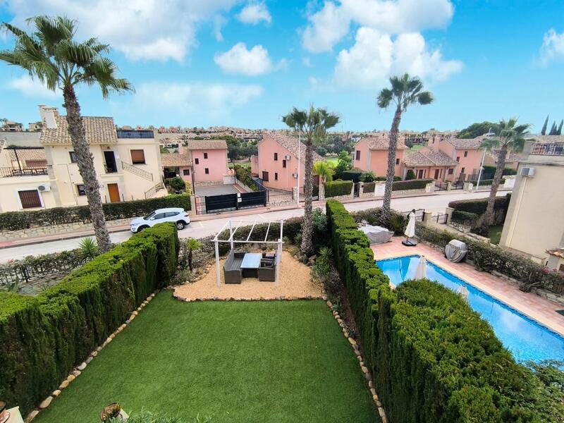 2 Cuarto Villa en venta