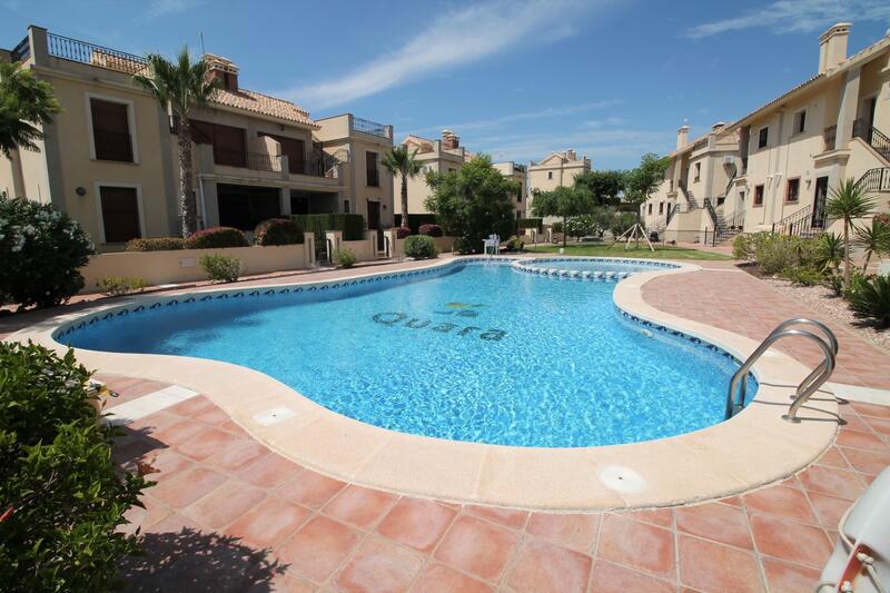 2 Cuarto Villa en venta