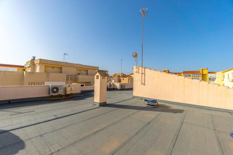 3 bedroom Apartment for sale