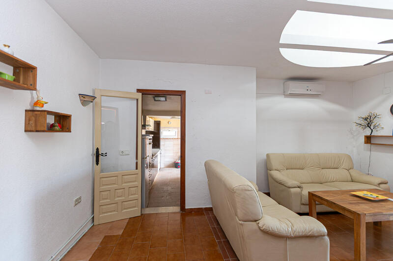 1 bedroom Townhouse for sale