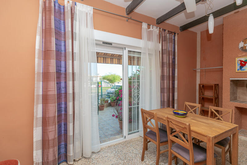 1 bedroom Townhouse for sale