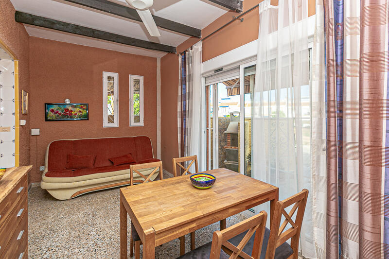 1 bedroom Townhouse for sale