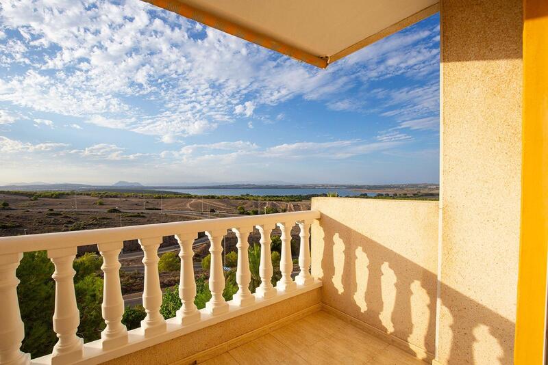 Apartment for sale in Torrevieja, Alicante