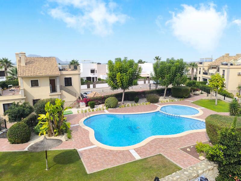 2 bedroom Apartment for sale