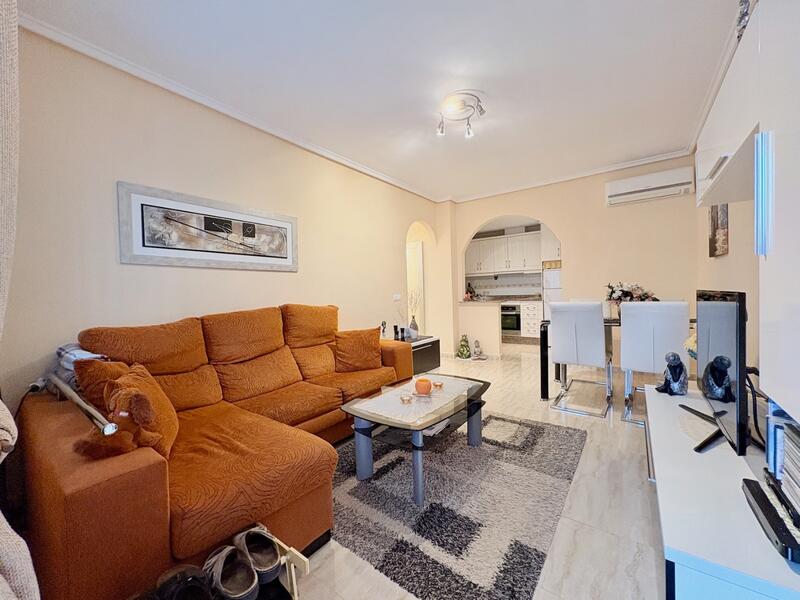 2 Cuarto Villa en venta