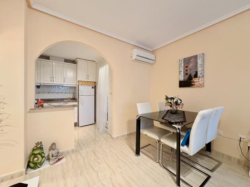 2 Cuarto Villa en venta