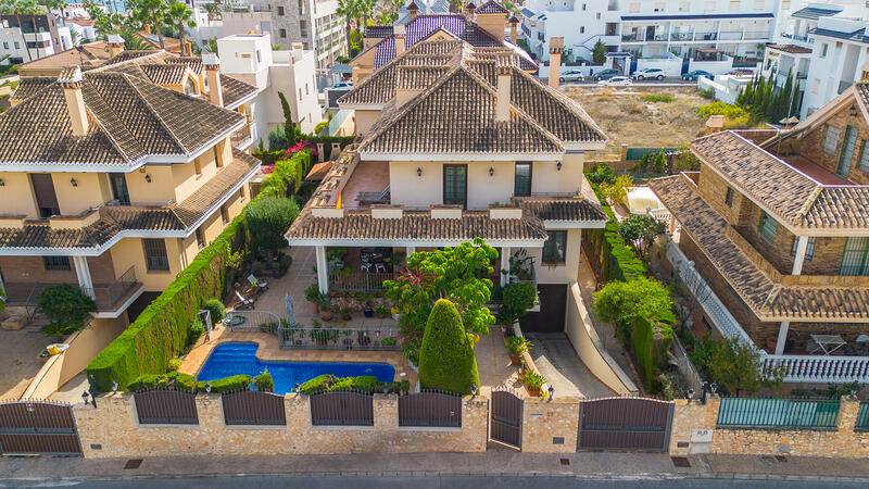 6 slaapkamer Villa Te koop