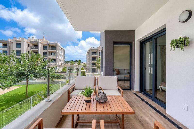 Apartment for sale in Villamartin, Alicante