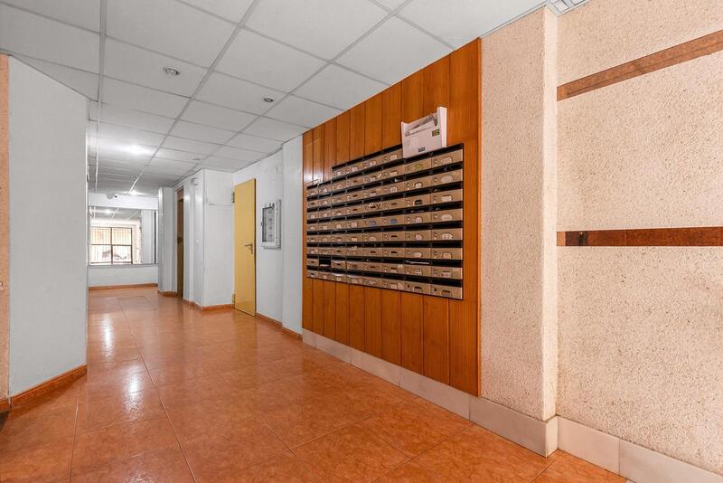 3 спальная комната квартира продается